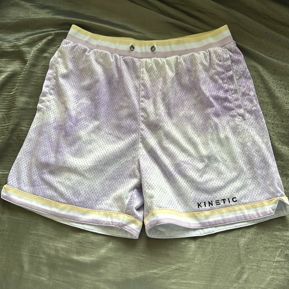 Kinetic Basketball Shorts, Size Large, Like New, Missing Drawstring